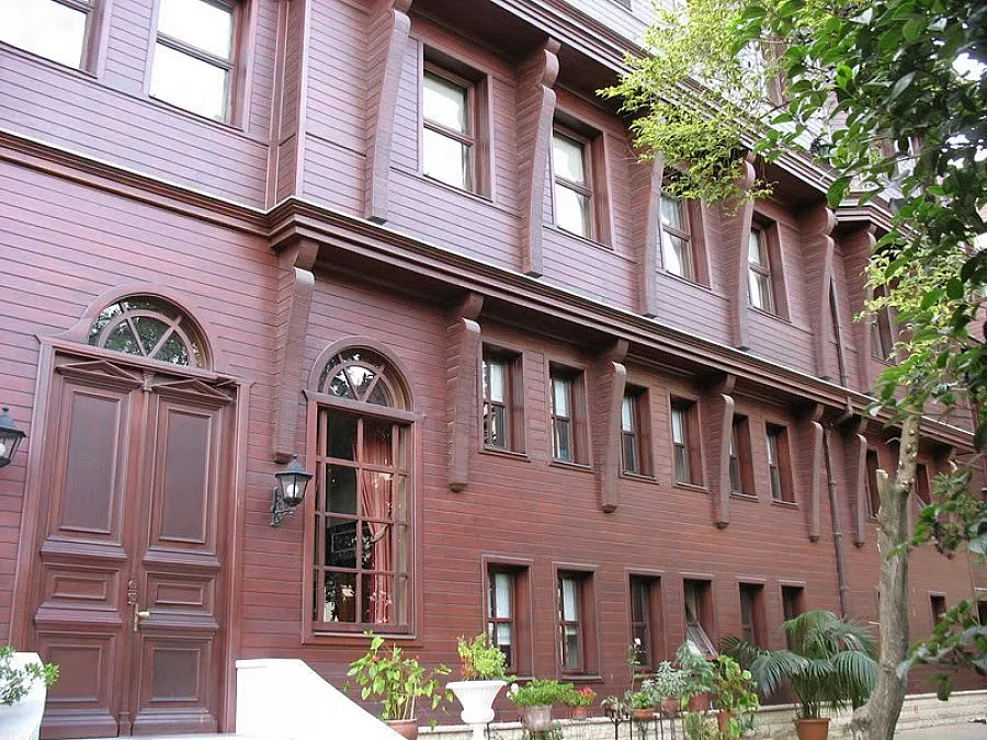 Наш емисар в архива на Вселенската патриаршия