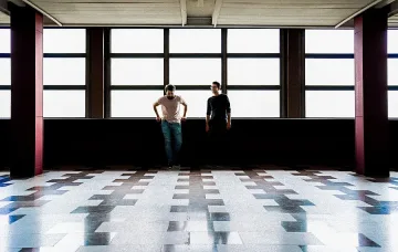 "Грандбрадърс" превземат Варна