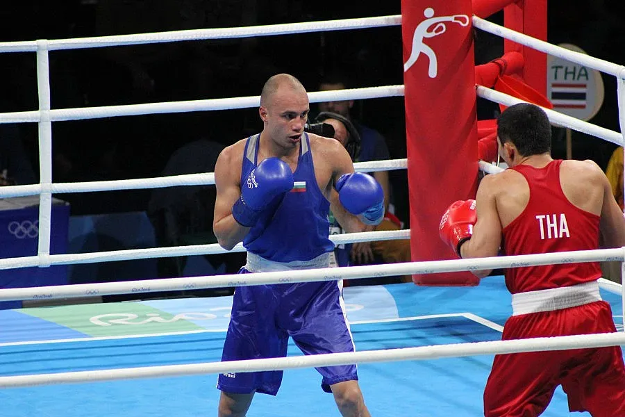 Съдии прецакаха Симеон Чамов в бокса