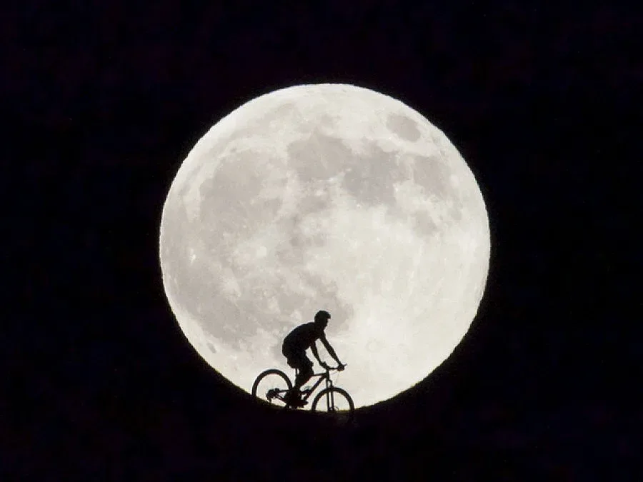 Частна американска компания каца на Луната