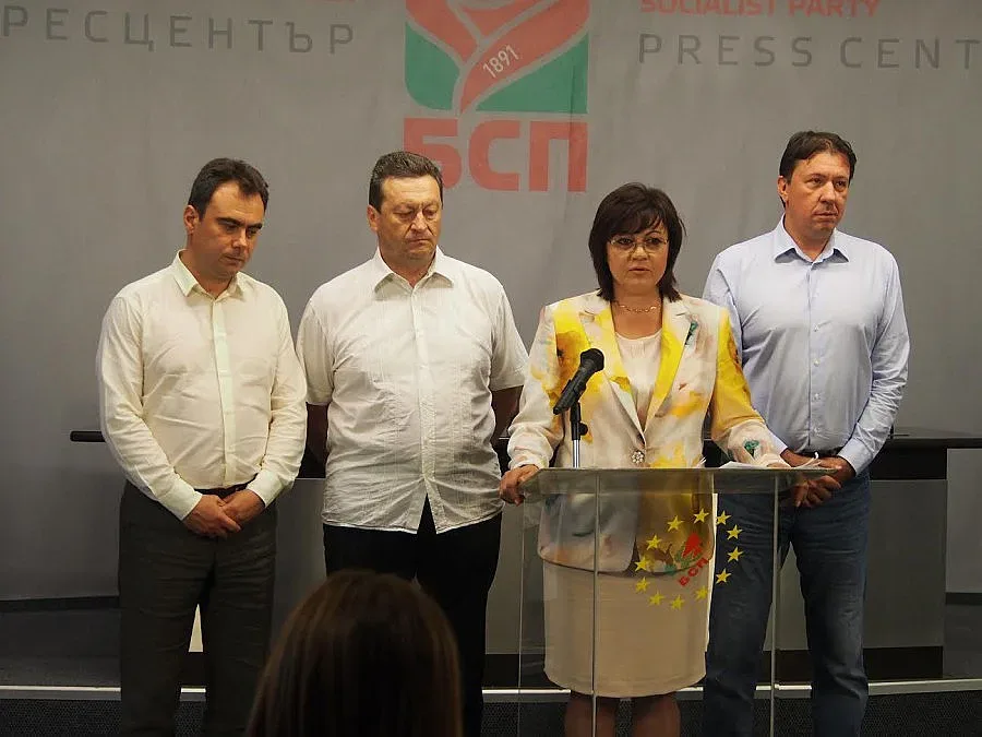 Нинова: Борисов започна предизборната си кампания