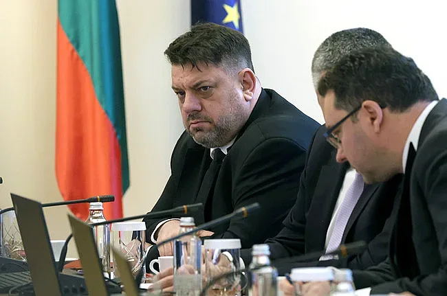 Вицепремиерът Зафиров оглавява Националния съвет за хората с увреждания