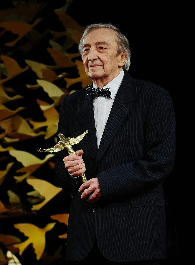 In Memoriam: Угасна Усмивката на Сатирата 