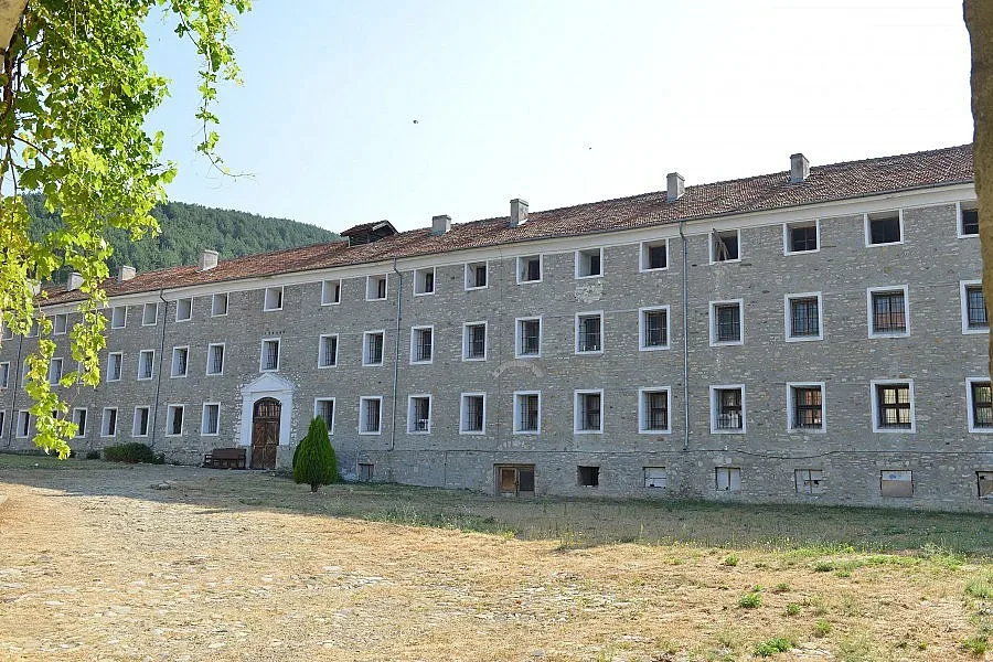 Възрожденци "оживяват" в  първата фабрика на Балканите