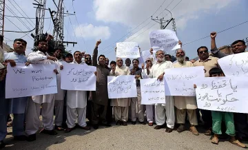 Над 90 жертви на взрива в Пакистан