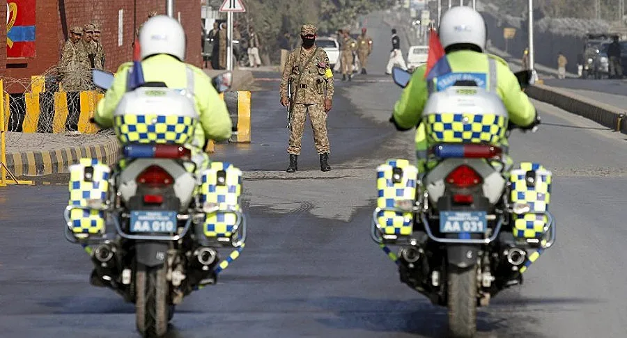 Взрив в пакистанска болница