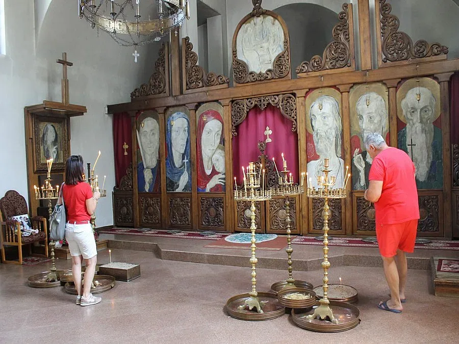 Рупите чакат хиляди за годишнината на Ванга