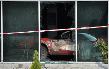 Запалиха шоурума на бивш кмет