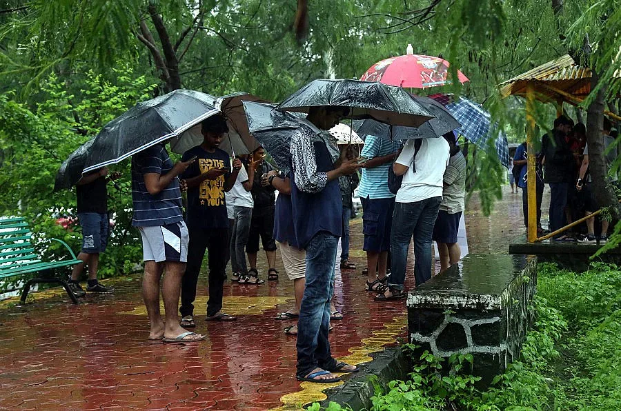 Впрегнаха покемони в битката за Белия дом