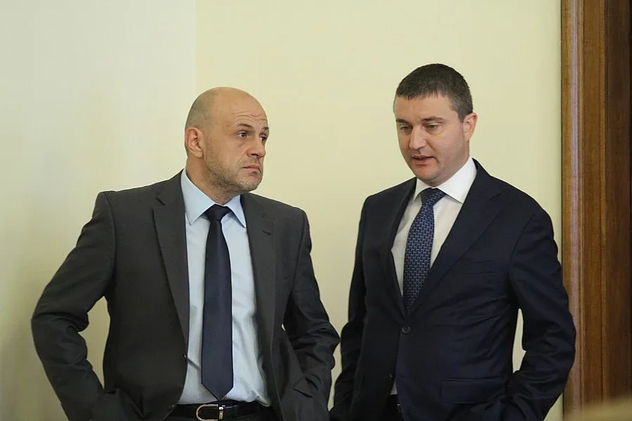 Идат фалити на университети