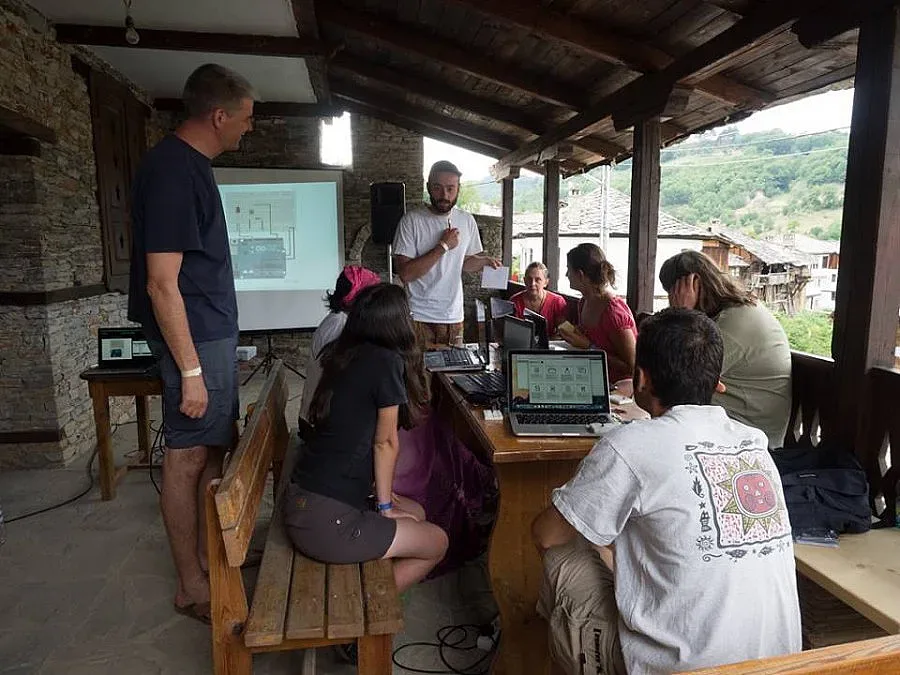 Новите майстори