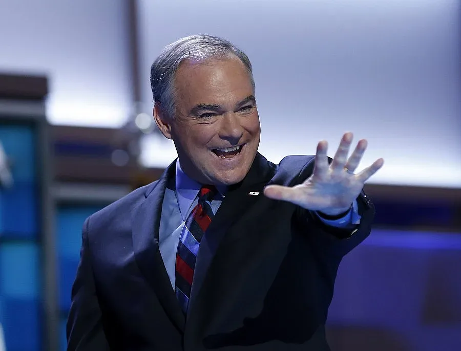 Хилари си избра син на заварчик