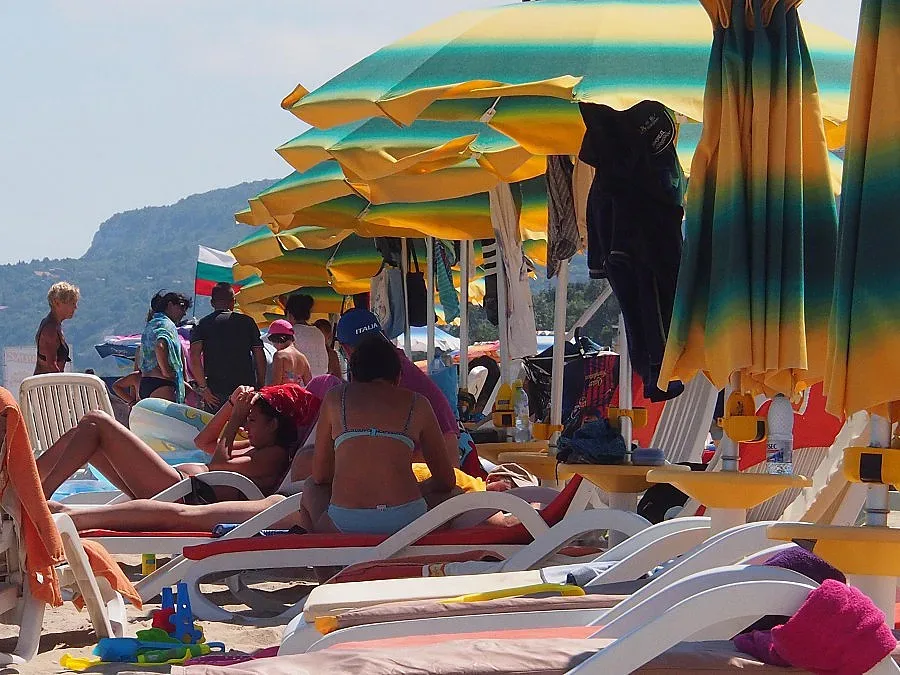 Компютър крие оборота за деня