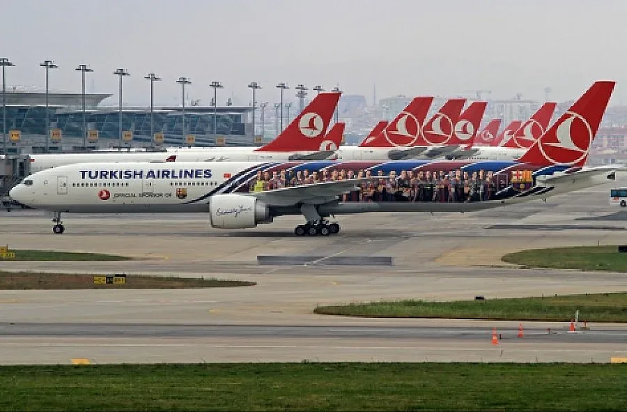 Масови уволнения в Turkish Airlines заради връзки с Гюлен