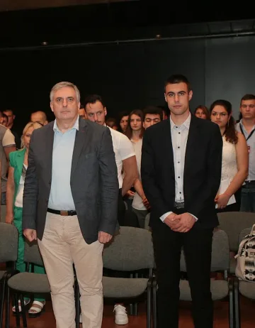 АБВ: Съюз до края на юли или действаме сами