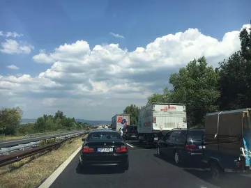 10-километрово задръстване затвори АМ "Тракия"