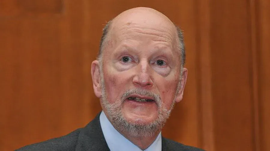 Симеон разплете кралско убийство