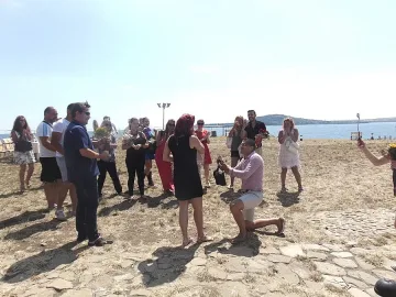 Романтично предложение за брак на Св. Анастасия