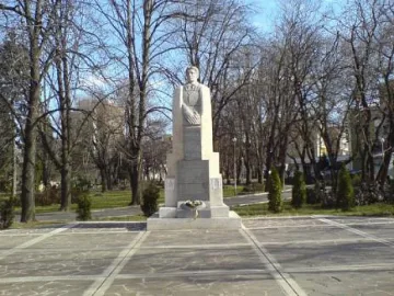 Поклон пред Апостола и в Кюстендил