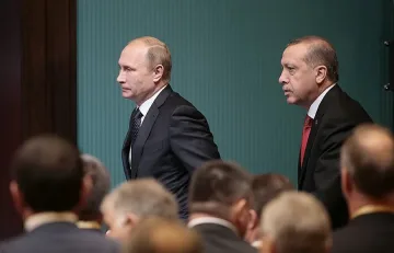 Путин осъди опита за военен преврат в Турция 