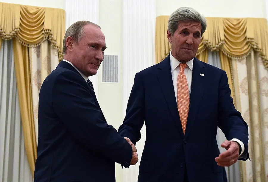 Кери скарал Държавния департамент и Пентагона