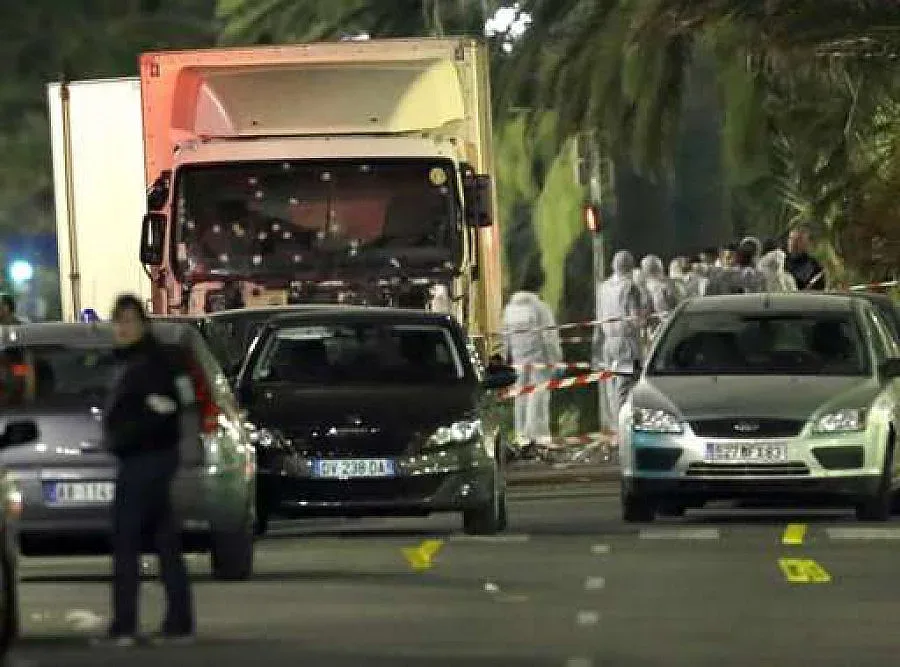 Нападателят от Ница крещял „Аллах акбар"