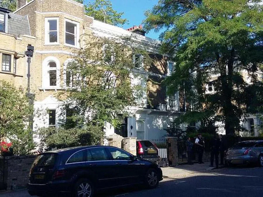 Новият дом на Камерън - имение за $16 млн.