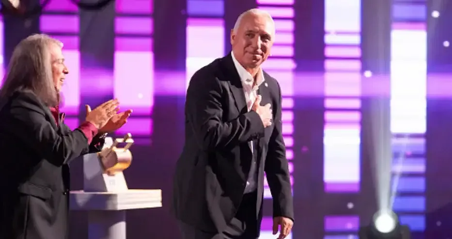 Стоичков шокира феновете! Къде ще се появи