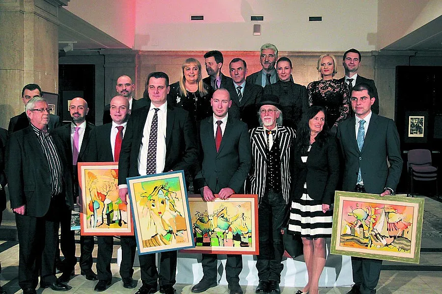 "Стандарт" награждава млади юристи