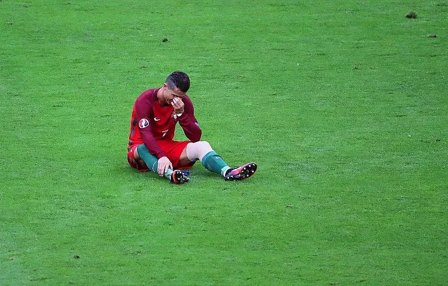 200 000 искат главата на Пайе