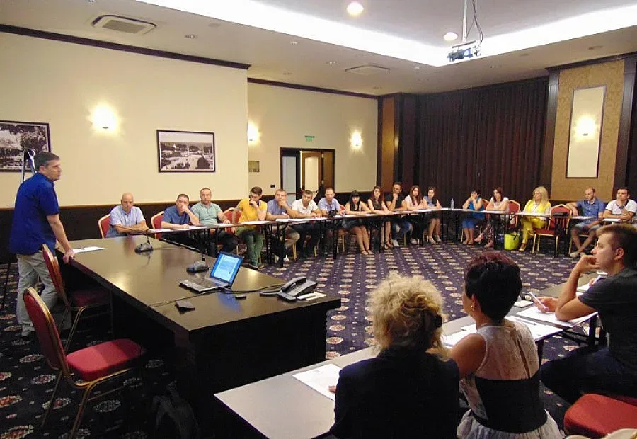 Хюсменова организира обучение за подготовка на проекти