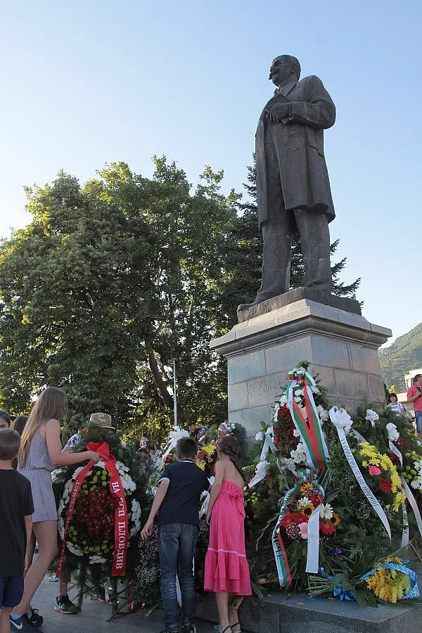 Сопот рецитира Вазов