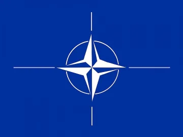НАТО се огражда откъм Русия (ОБЗОР)