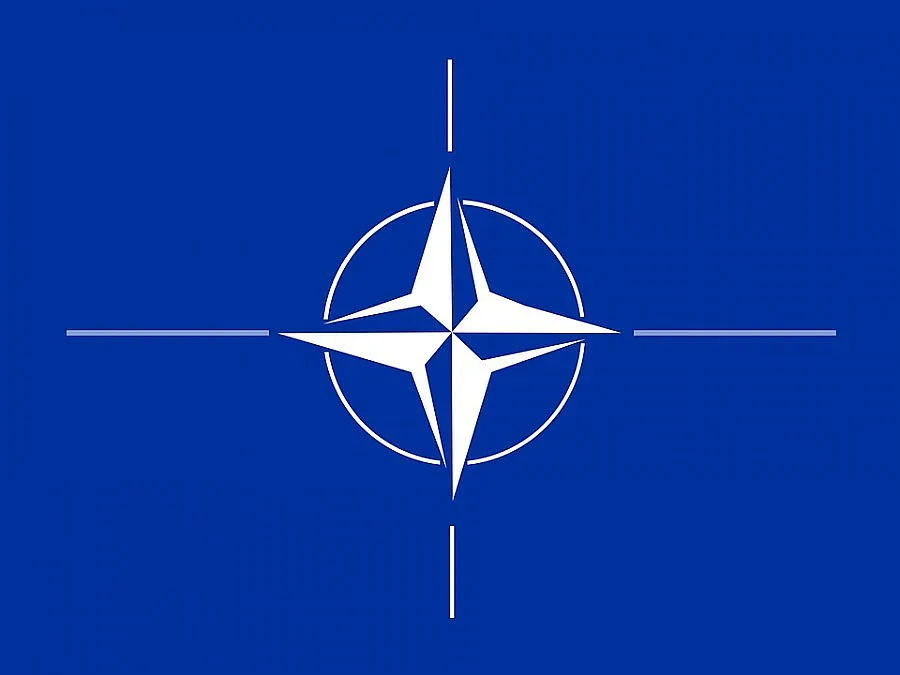 НАТО се огражда откъм Русия (ОБЗОР)