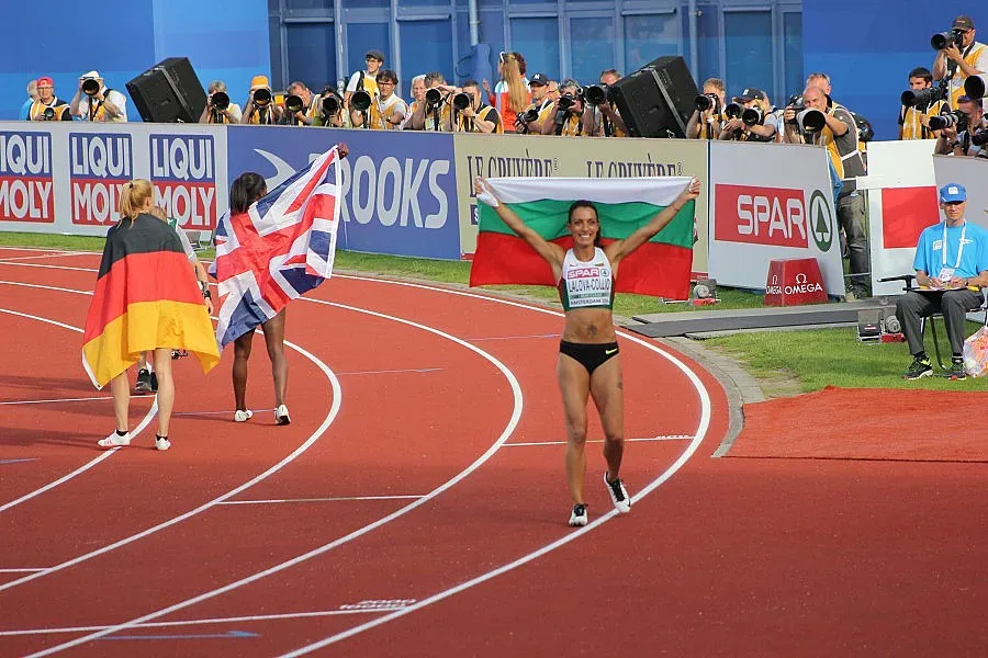 Сребро за Ивет в Амстердам