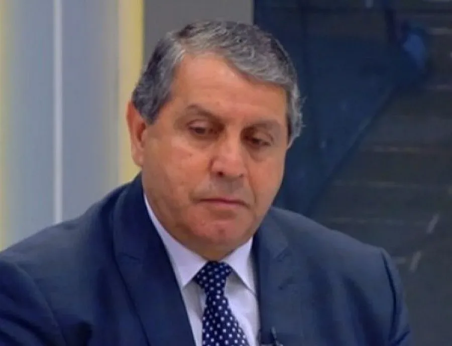 Депутатът Александър Методиев сам си дава имунитета