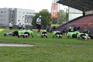 Фенове на "Берое" се биха в Баня Лука 
