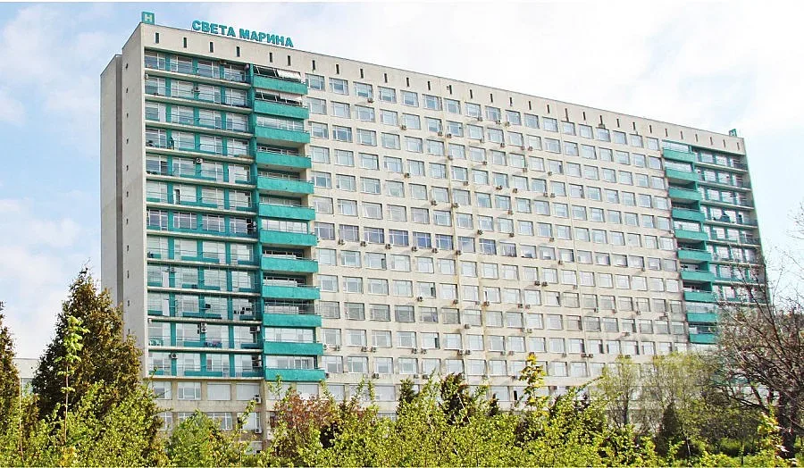 Хирурзи от Варна спасиха пациент от ампутация