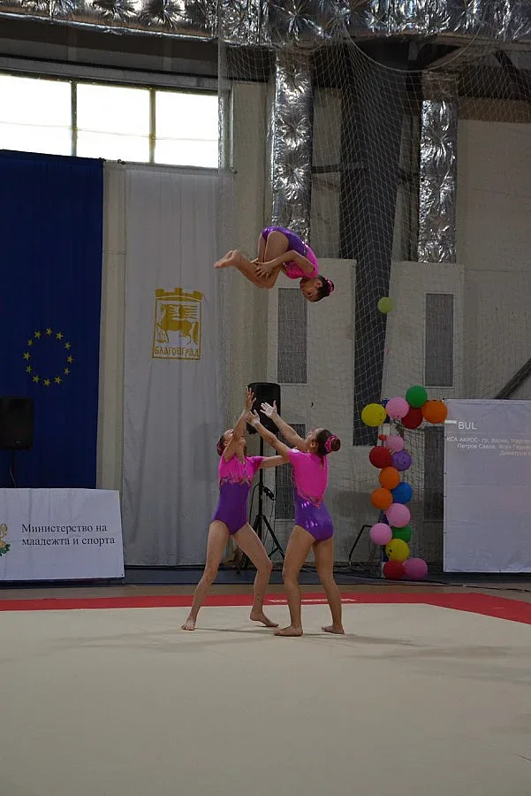 Наградиха най-добрите акробати