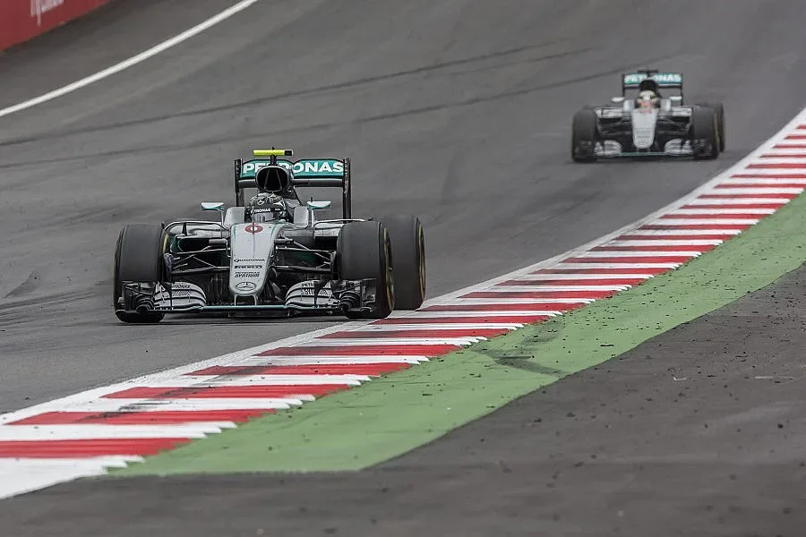 Катастрофа в "Мерецедес" разпали нова война