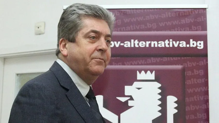 Първанов търси правилния кандидат за президент