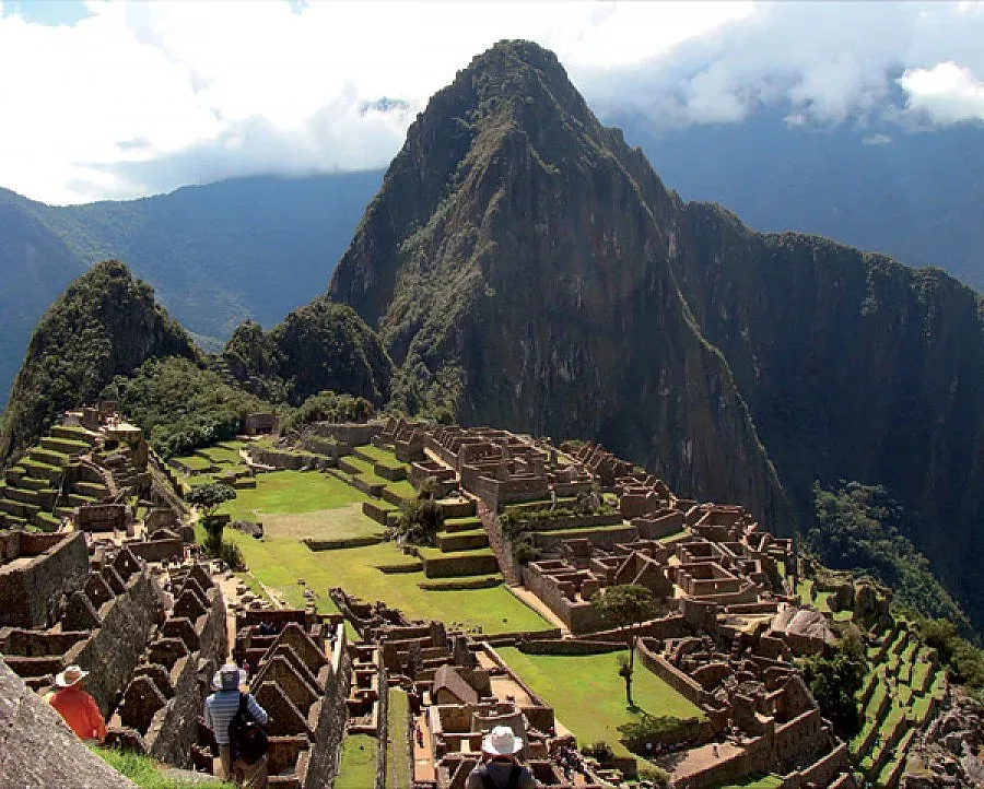 Мъж загина на Мачу Пикчу заради снимка