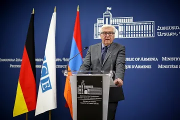 Щайнмайер на обиколка в Ереван и Баку
