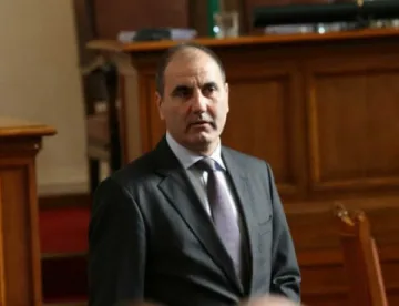 Допълнително полицаи на летищата у нас