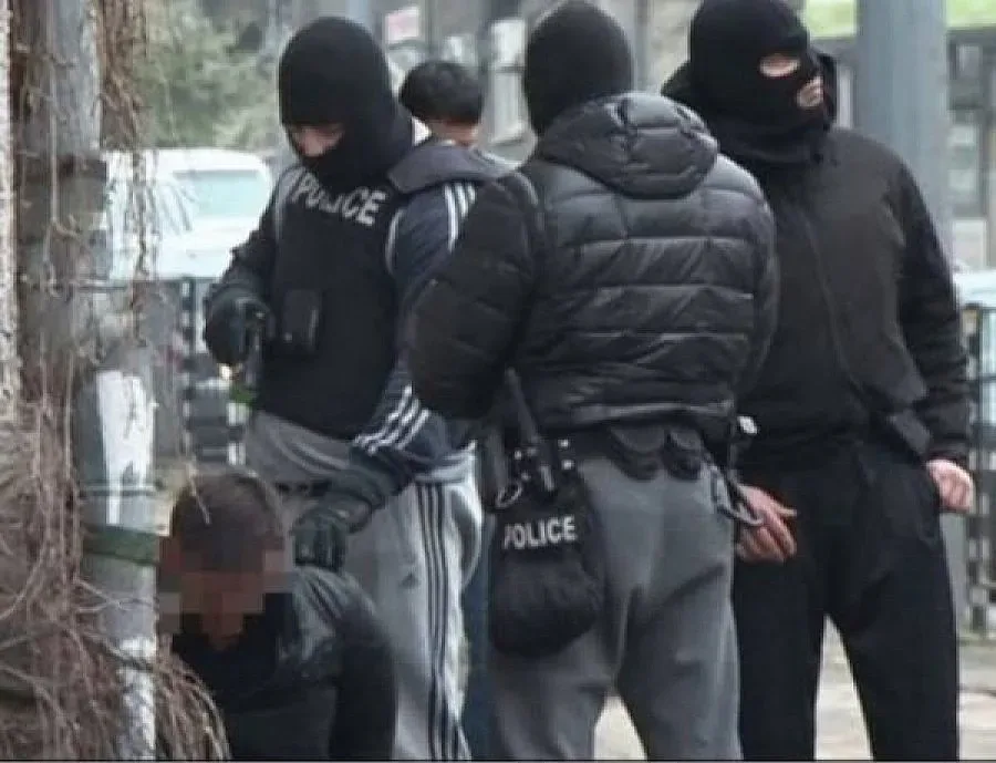 Отряд „Кобра“ на психолог след престрелката