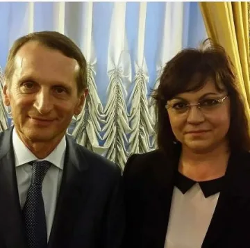 Първанов догонва БСП в Русия