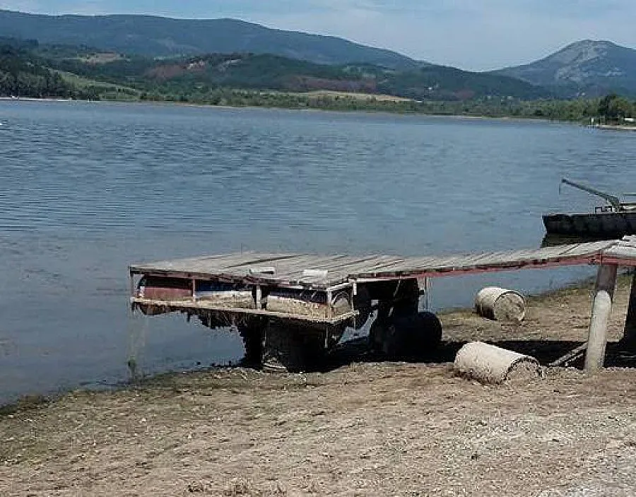 Мини ВЕЦ изпива язовир „Пчелина”