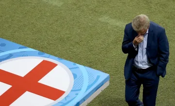 Рой Ходжсън подаде оставка