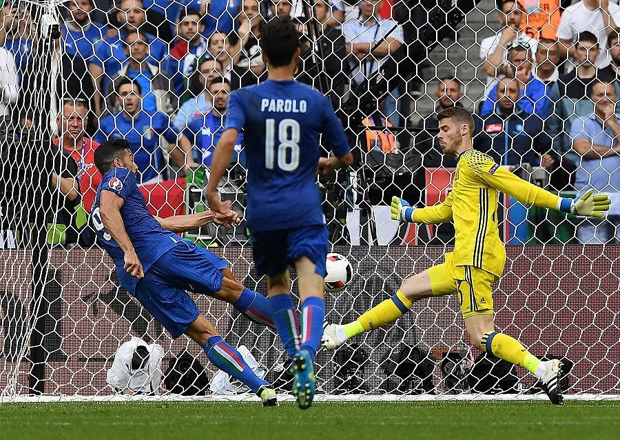 Италия сложи край на великата испанска генерация