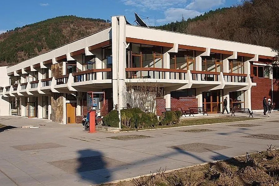 Искат оставка на зам.-кмет, ако не направи реформа